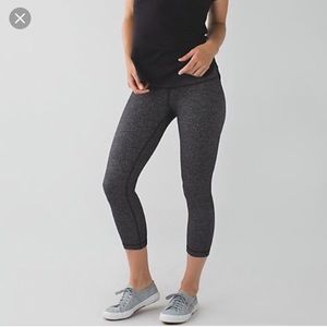 Lululemon Wunder Under Cropped Grey Leggings